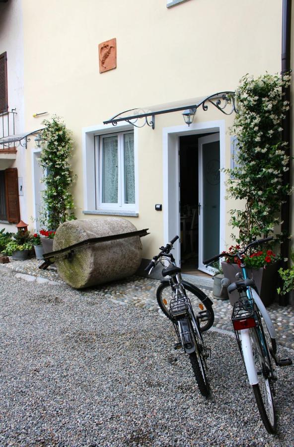 La Piccola Corte Malpensa, 8 Minuti D'Auto Vizzola Ticino Kültér fotó